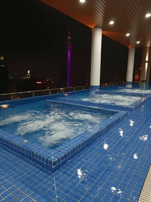 Col25a Kl Tower Balcony 1bedroom & Infinity Pool Klcc View