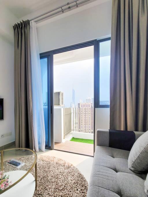 Pangsapuri Col25a Kl Tower Balcony 1bedroom & Infinity Pool Klcc View *